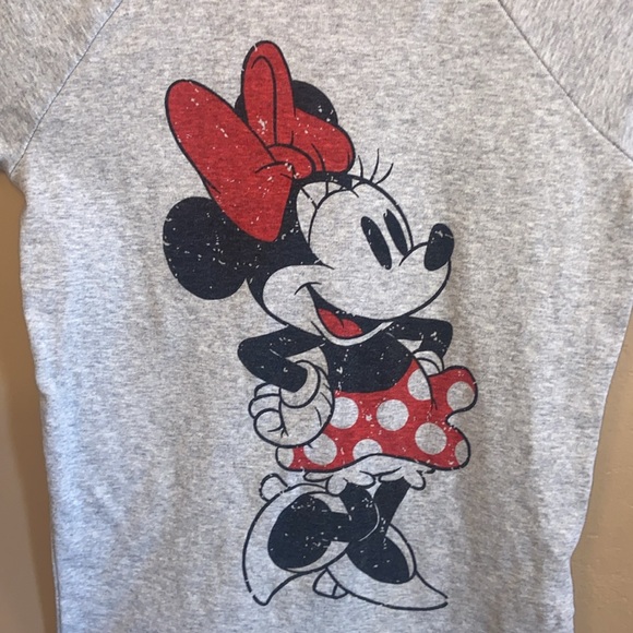 Disney Parks Minnie Mouse Cotton Tshirt size 10 gray red slim fit - Picture 3 of 5